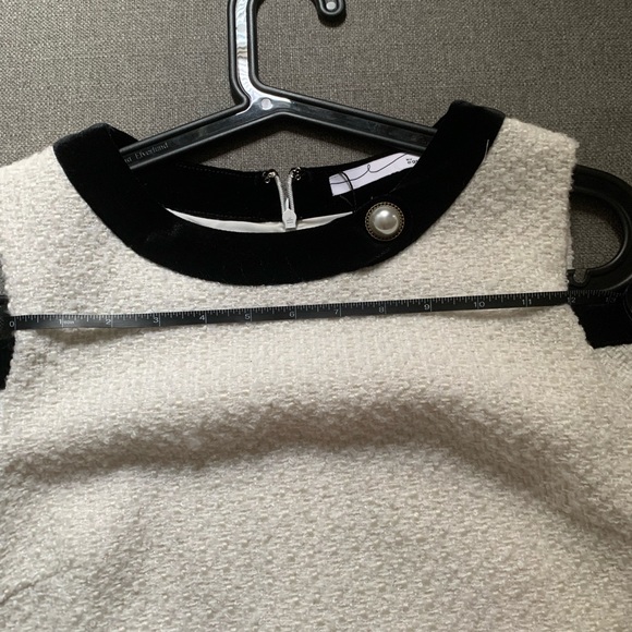 White black , channel vibe dress ,brain new - Picture 8 of 9